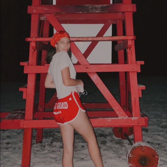 Meet your Posher, Sahirah - Picture 3 of 3